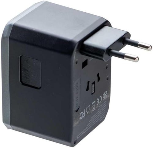 محول فيش سفر عالمي مع شحن سريع 45 واط