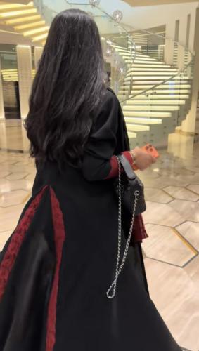 عبايه دانتيل