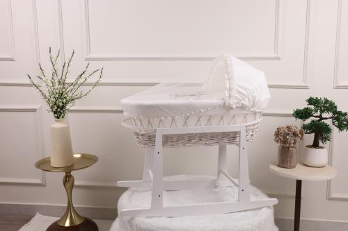 سلة موسى سرير مواليد خيزران قماش فيسبوك أبيض بقاعد...