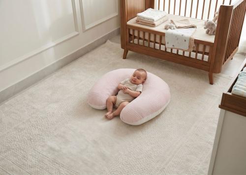 Breastfeeding pillow