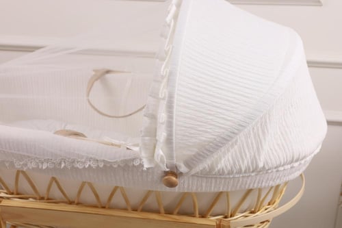 سلة موسى سرير مواليد خيزران بقاعدة X خشبية وقماش م...