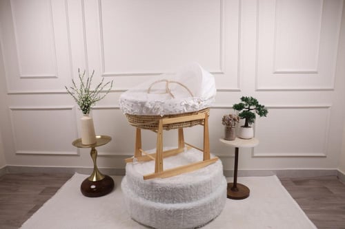 سلة موسى سرير مواليد خيزران قطن أوف وايت مع دانتيل...