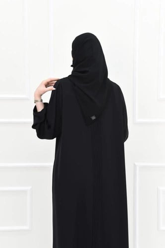 عباية كسرات بتفاصيل ساحرة