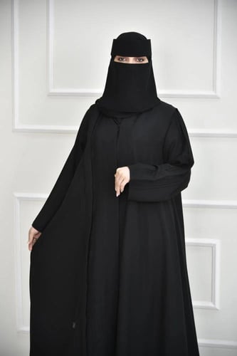 عباية سادة نص كلوش بثنيات على جهة واحدة