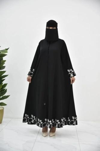عباية كلوش حرير نواعم بتطريز ورد فاخر