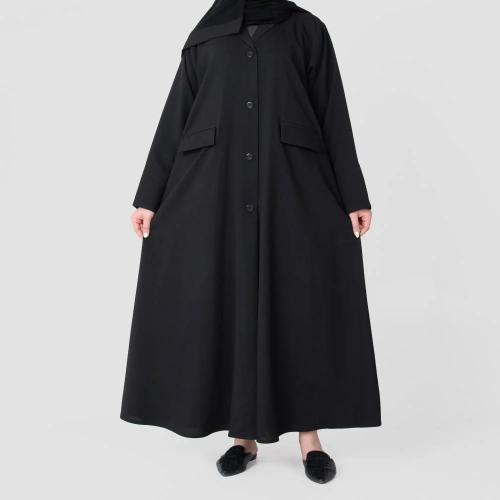 عباية من قماش الكريب بجيوب امامية