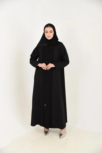 عباية كريب بتفصيل قماش حريري المنتصف