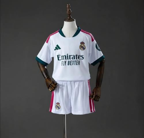 طقم ريال مدريدالاساسي 2027