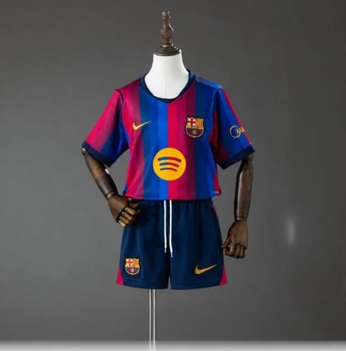طقم برشلونة الاساسي الجديد 2027
