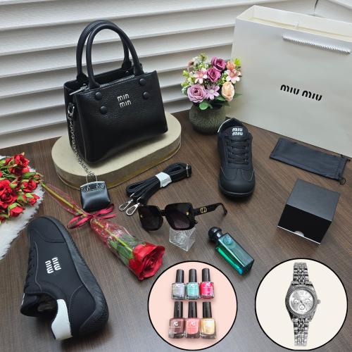 شنط راقيه شبيه الماركة MlU MlU خامه جلديه عالية ال...