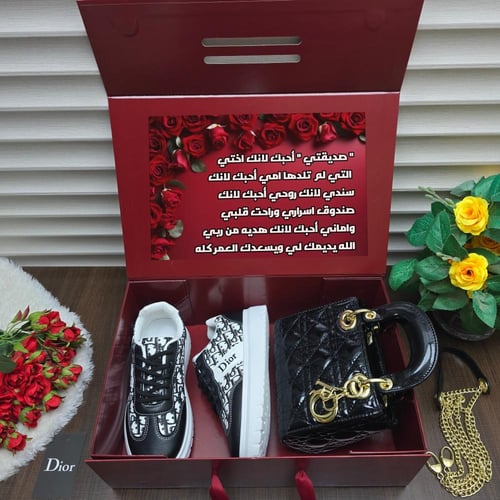 شنطه راقيه ماركة ديور خامه عالية جودة تصميم انيق