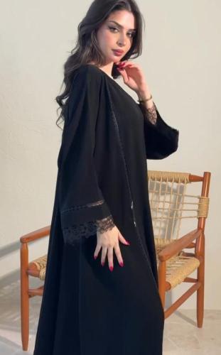 عبايه ملكة