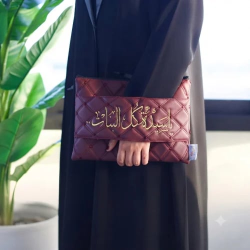 شنطه كلاتش لمسة فخامة بعده الوان