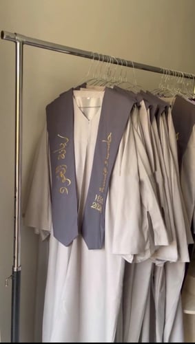 عبايات تخرج حسب الطلب