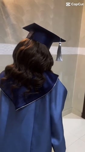 عبايات تخرج