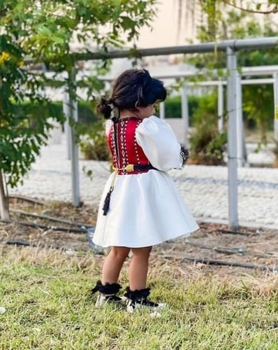 فستان يوم التأسيس بالاسم