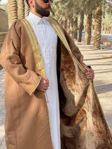 فروه رجالي قماش وبر تطريز بشت قصب كامل فرو ثقيل