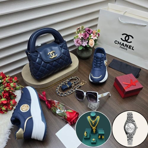 شنط راقيه ماركة شانيل خامه جلديه عالية الجوده