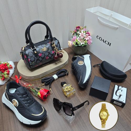 شنط راقيه ماركة كوتش كرز خامه جلديه عالية الجوده