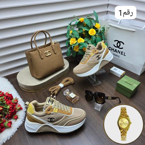طقم شنطه ماركة شانيل كامل نفس الصوره