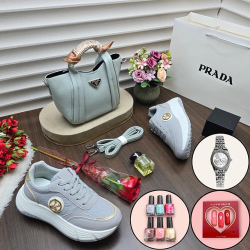 شنط راقيه ماركة برادا خامه جلديه عالية الجوده