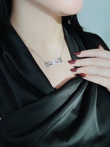 سلسال بحفر وطباعه صوره عيون تصميم مميز وأنيق