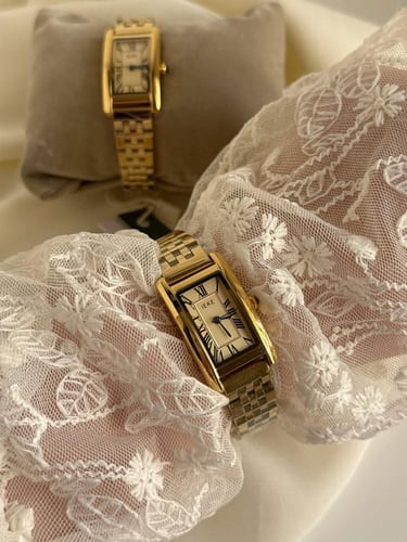 ساعه کارتير بانثر فضي هاي كوالتي