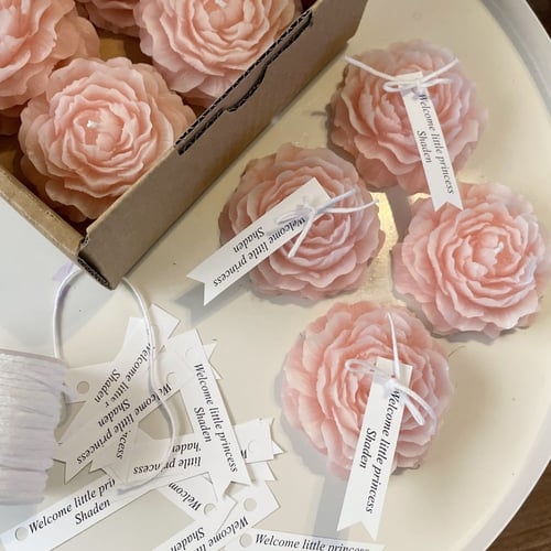 شمعة الورد الحجم الكبير مع تاق