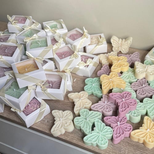 شمعة الفراشة المعطرة