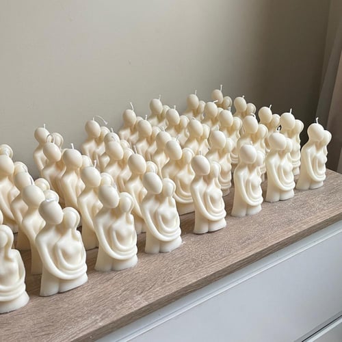 شمعة العناق معطرة