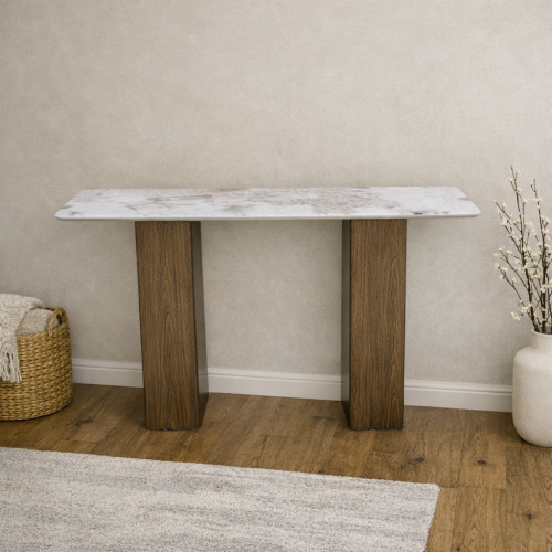 كونسول مدخل مودرن بسطح رخامي وأرجل بني – تصميم أني...