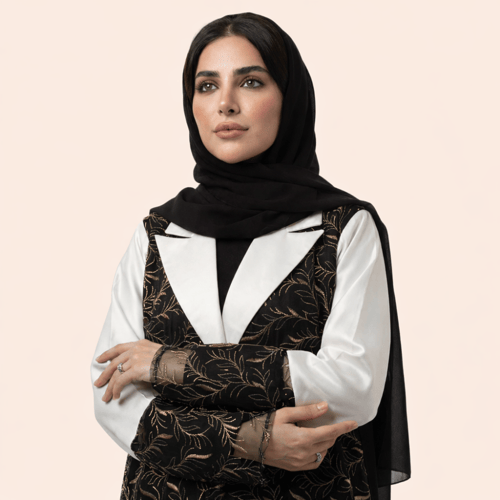 عباية سوداء فاخرة للمناسبات بقصة بليزر – قماش صالو...
