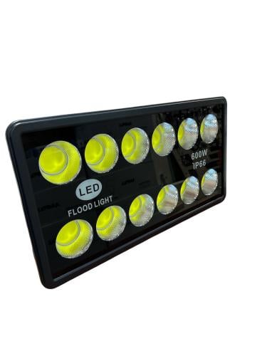 كبس ملاعب 600 واط ابيض