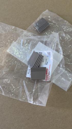 تسكيرة مسمار ديكور الهندل يمين