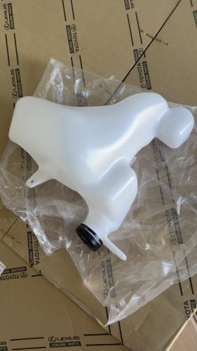 قربة مساحات ربع وشاص من موديل 2010 الى 2023