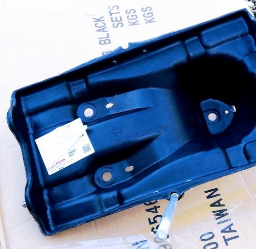 قاعده بطاريه من موديل 2010 فوق وكاله