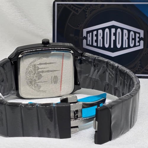 ساعة رجالي كوارتز أسود تيتانيوم و ميناء عودي