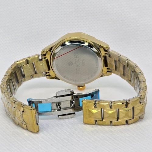 ساعة نسائية كوارتز ميناء رصاصي فاتح و سوار ذهبي