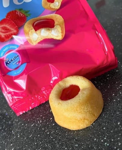 ميني كيك بالفراولة