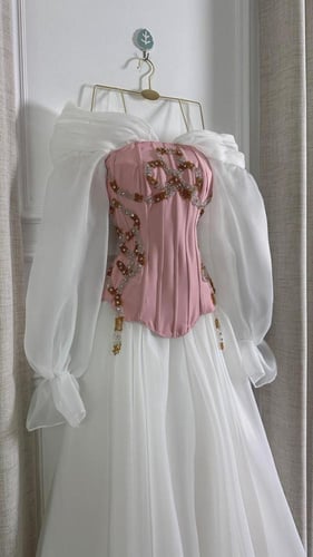 فستان ميدي كورسيه فخم