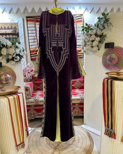 جلابية تراثية للزي الجنوبي