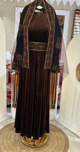 جلابية للتأسيس 3 ألوان مع طرحة