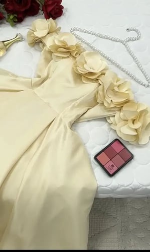 فستان سهرة صدر ورود