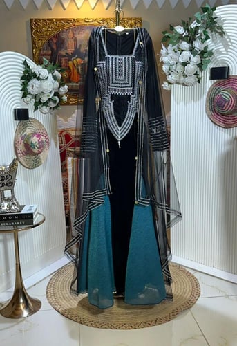 جلابية للتأسيس مع طرحة