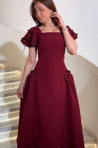 فستان برغندي فخم