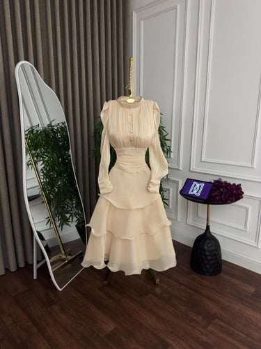 فستان لوفر الكرنكل الفخم