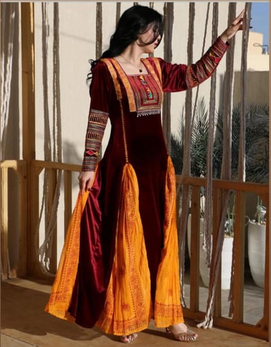 جلابية نوره لونين