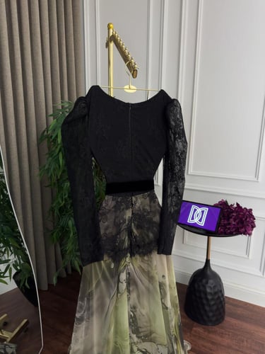 فستان دانتيل فرنسي