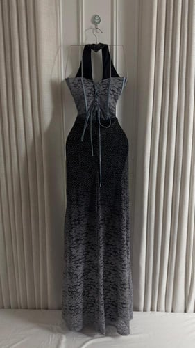 فستان سهرة دانتيل أسود