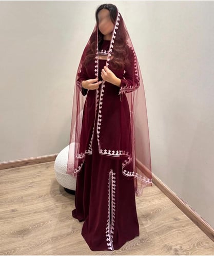 جلابية عسيري لونين تطريز للتأسيس